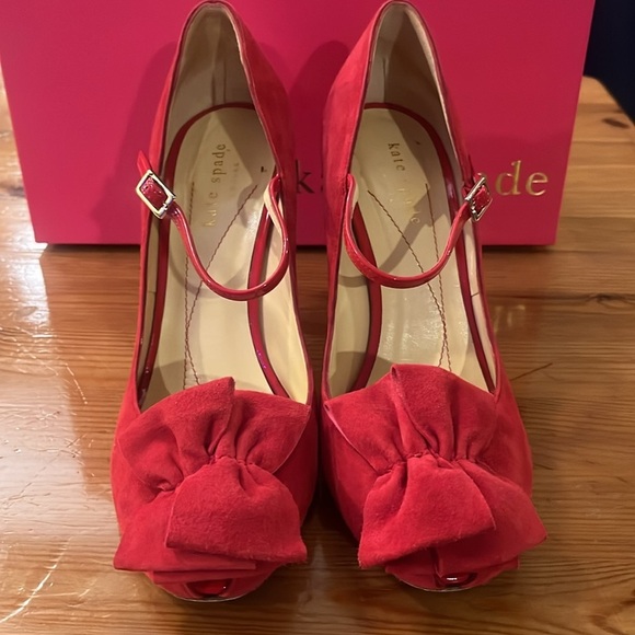 Kate Spade ♠️ Darla dress heels size 7 M red suede new in box made in Italy - Picture 2 of 14